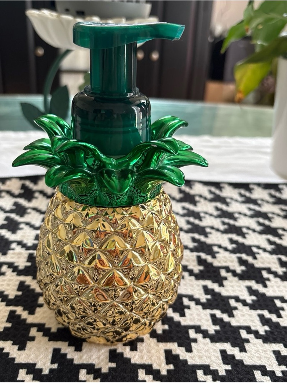 Pineapple Foaming Soap Dispenser - Gold & Green